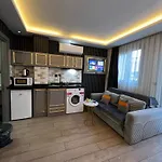 Ξενοδοχείο με διαμερίσματα Taksim Larissa 4*