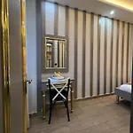Ξενοδοχείο με διαμερίσματα Taksim Larissa 4*