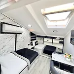 Taksim Larissa Κωνσταντινούπολη