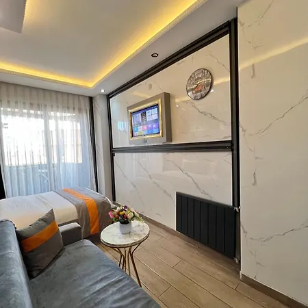 Lägenhetshotell Taksim Larissa 2*