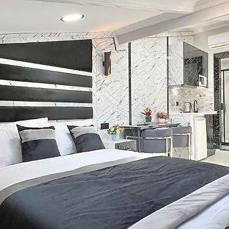 Taksim Larissa Lejlighedshotel 4*