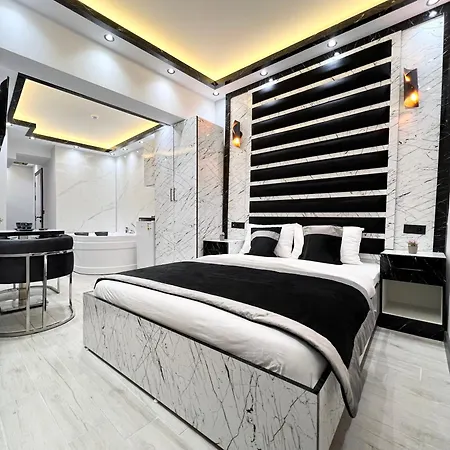 Taksim Larissa Appart hôtel 4*