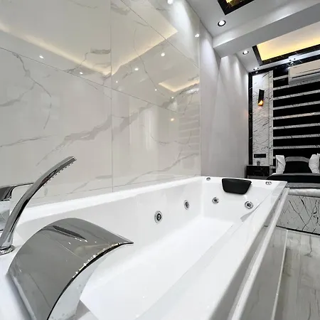 Taksim Larissa 4*
