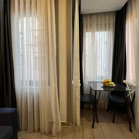Taksim Larissa 아파트호텔 4*