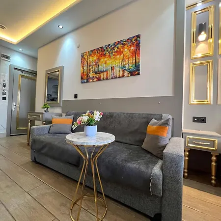 Taksim Larissa 4* 이스탄불