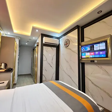Taksim Larissa 4* 이스탄불
