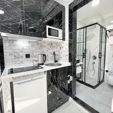 Taksim Larissa 아파트호텔 4*